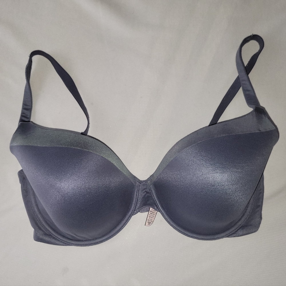 Victoria Secret Bra Size 34DDD.